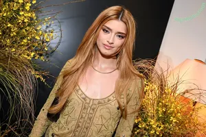 Dixie D'Amelio / charliesdamelio / dixiedamelio nude photo #0372