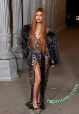 Dixie D'Amelio / charliesdamelio / dixiedamelio nude photo #0378