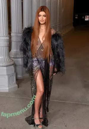 Dixie D'Amelio / charliesdamelio / dixiedamelio nude photo #0379