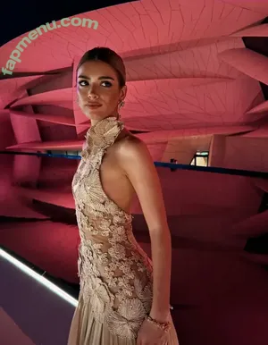 Dixie D'Amelio / charliesdamelio / dixiedamelio nude photo #0412