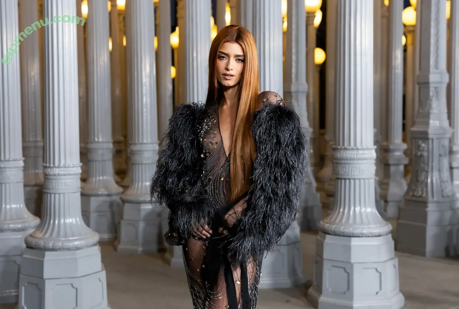 Dixie D'Amelio nude photo #0385 (charliesdamelio / dixiedamelio)