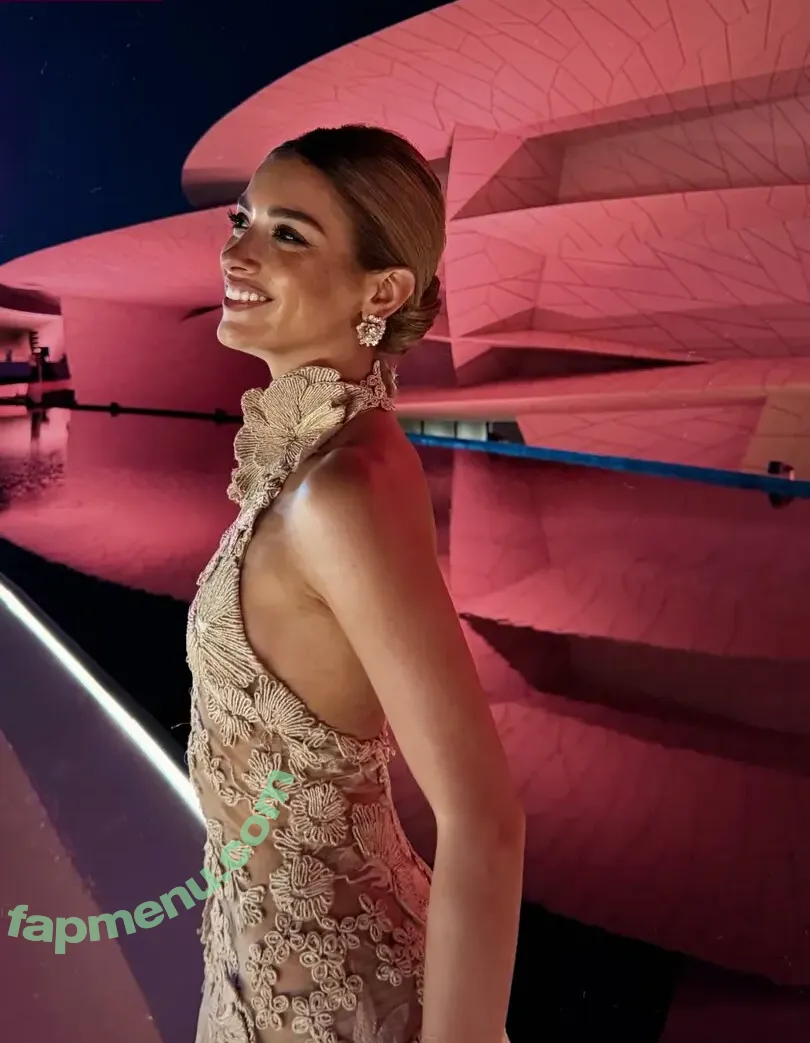 Dixie D'Amelio nude photo #0413 (charliesdamelio / dixiedamelio)