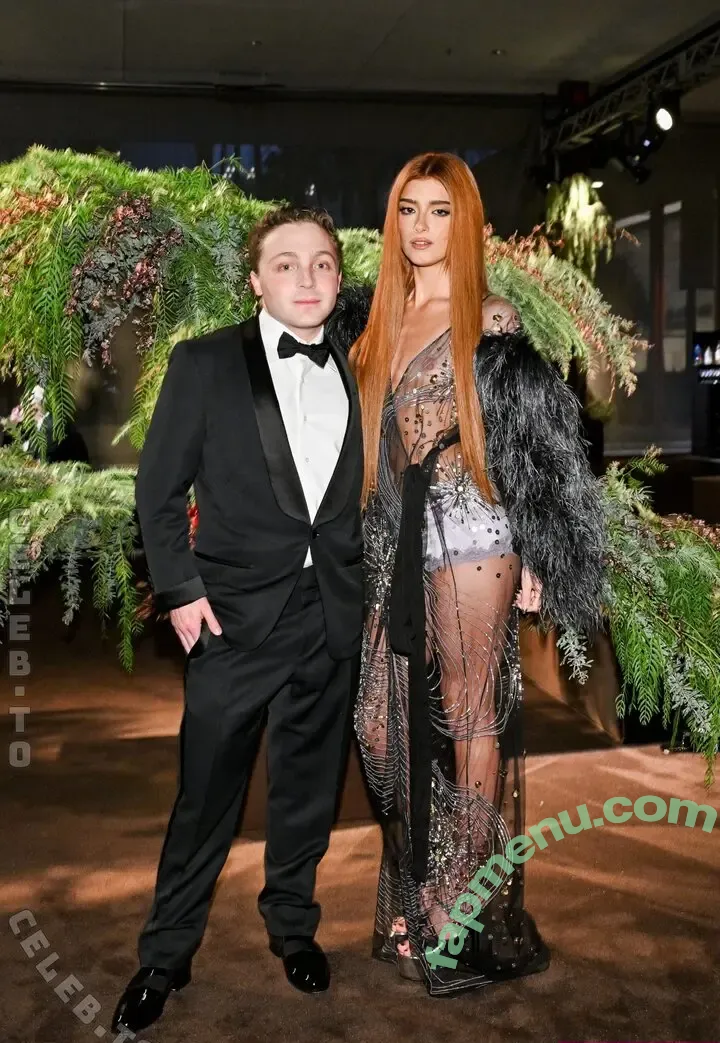 Dixie D'Amelio nude photo #0425 (charliesdamelio / dixiedamelio)