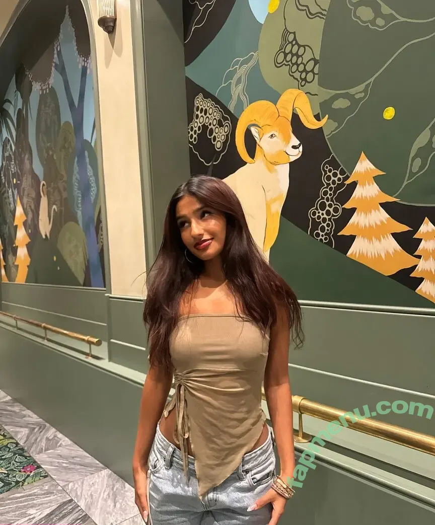 Diya Halli nude photo #0005 (diyahalli / sheepshpam)