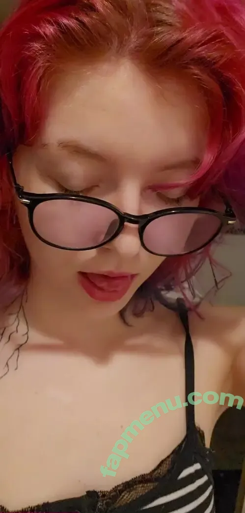 Diz Diz nude photo #0051 (diz_diz / gothickitten2025)