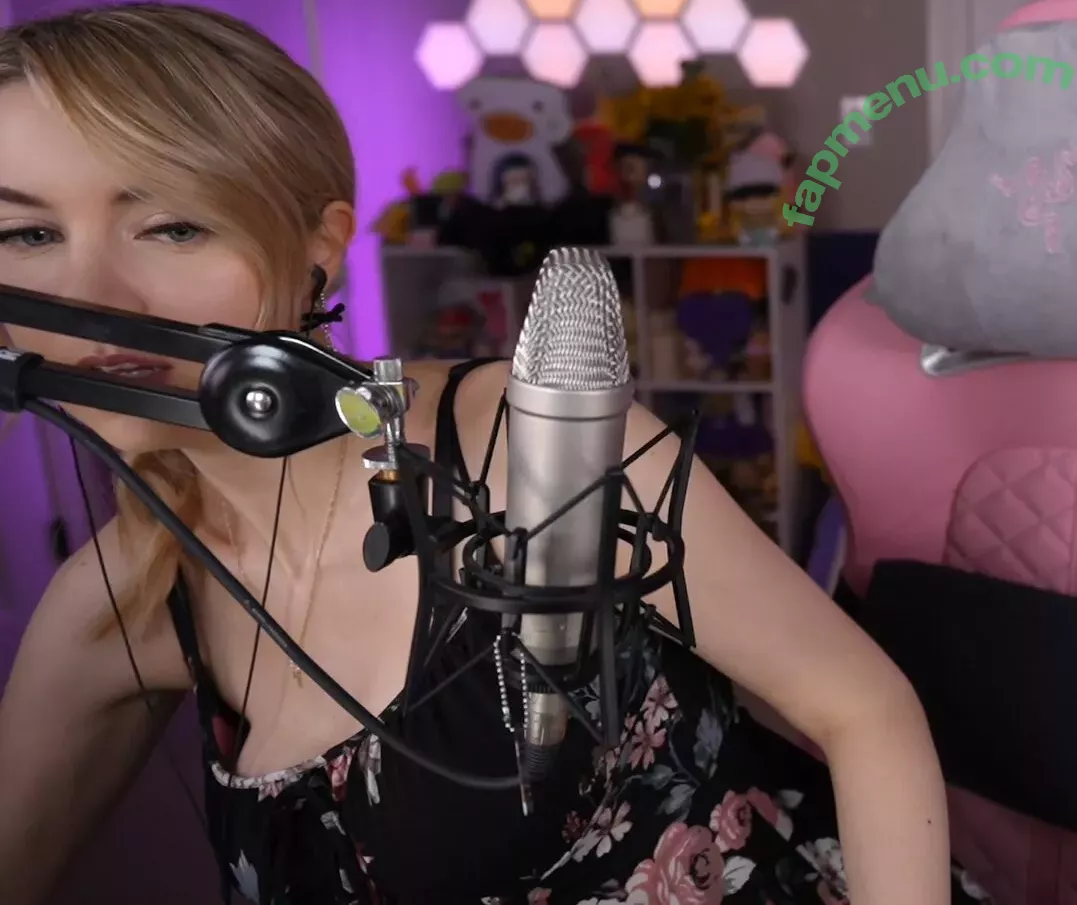 Dizzykitten nude photo #0795 (dizzykitten7 / dizzykittenpaws / thedizzykitten)