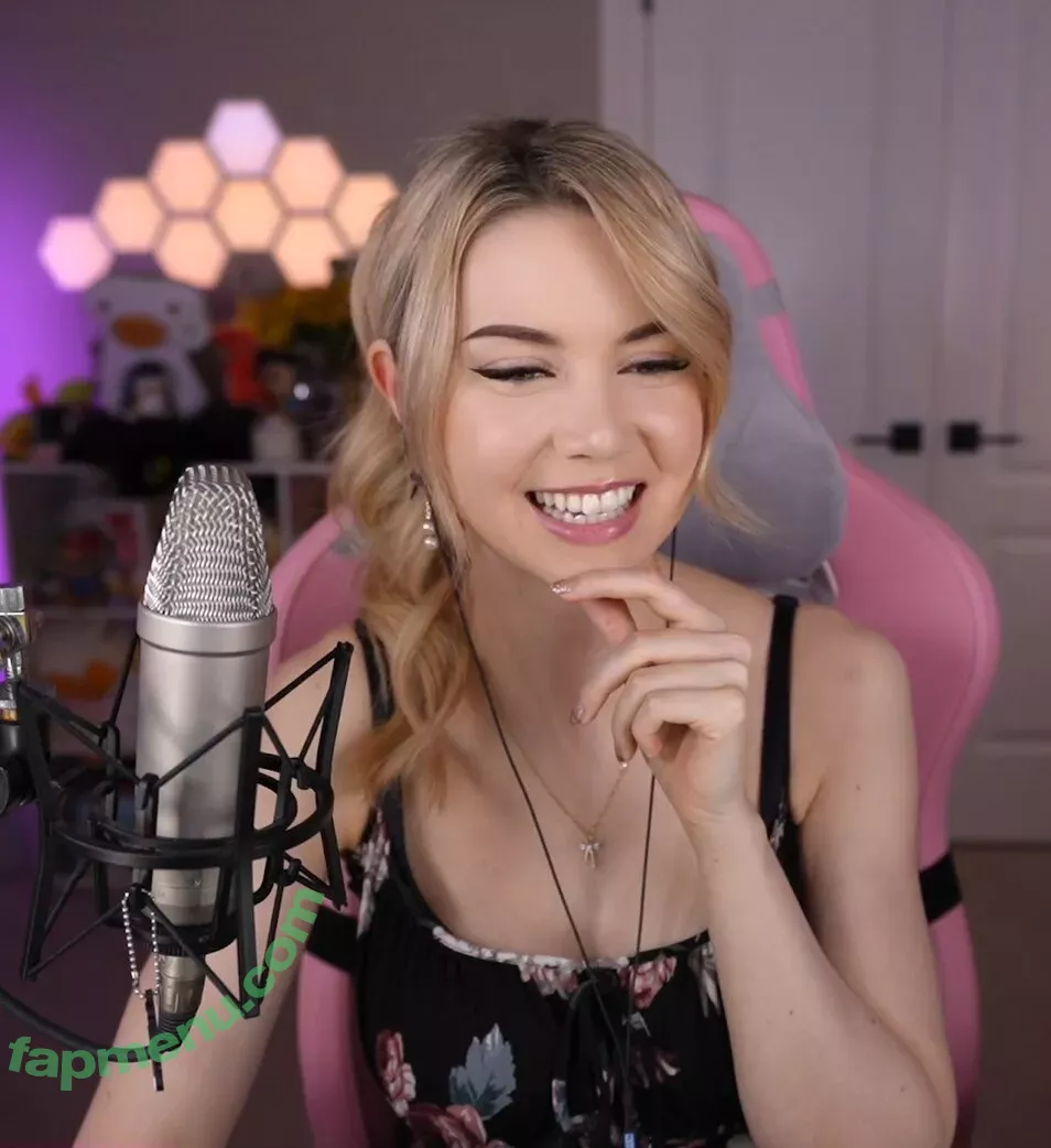 Dizzykitten nude photo #0796 (dizzykitten7 / dizzykittenpaws / thedizzykitten)