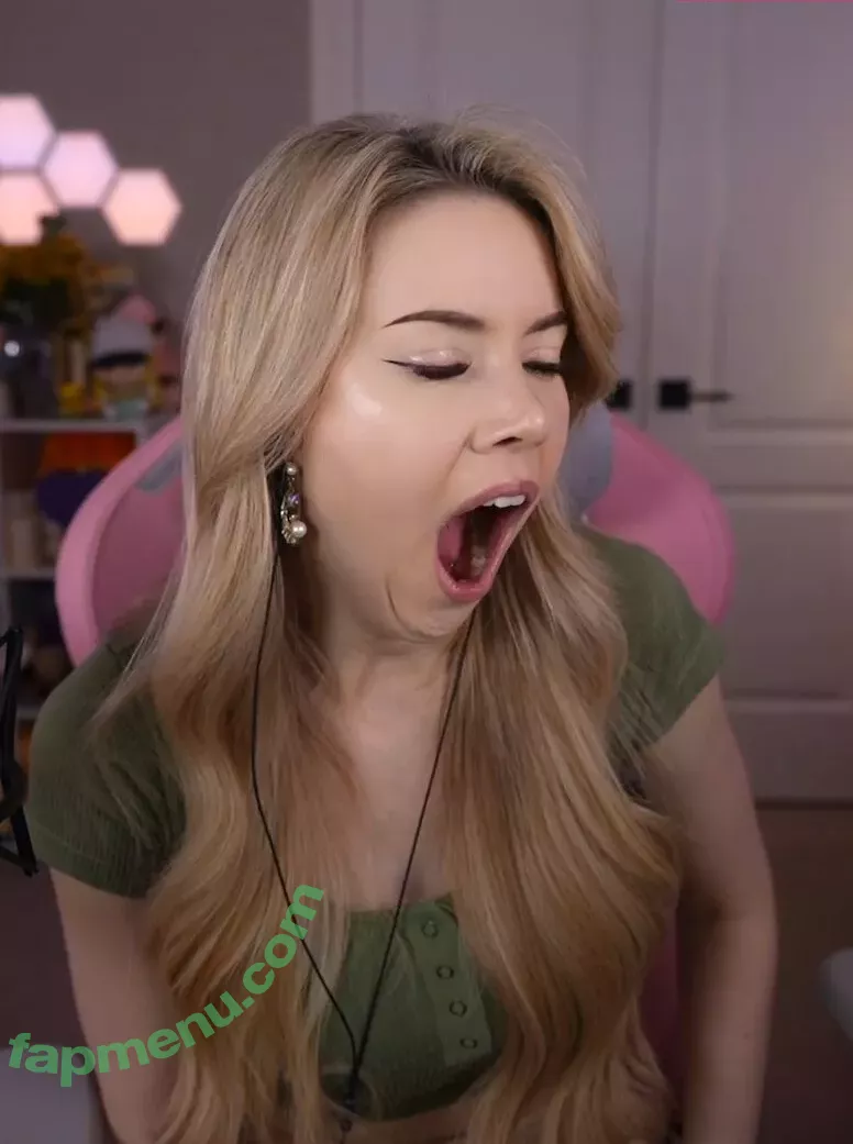 Dizzykitten nude photo #0823 (dizzykitten7 / dizzykittenpaws / thedizzykitten)