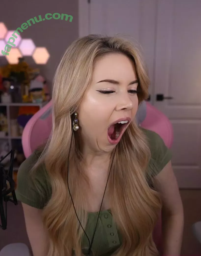 Dizzykitten nude photo #0824 (dizzykitten7 / dizzykittenpaws / thedizzykitten)