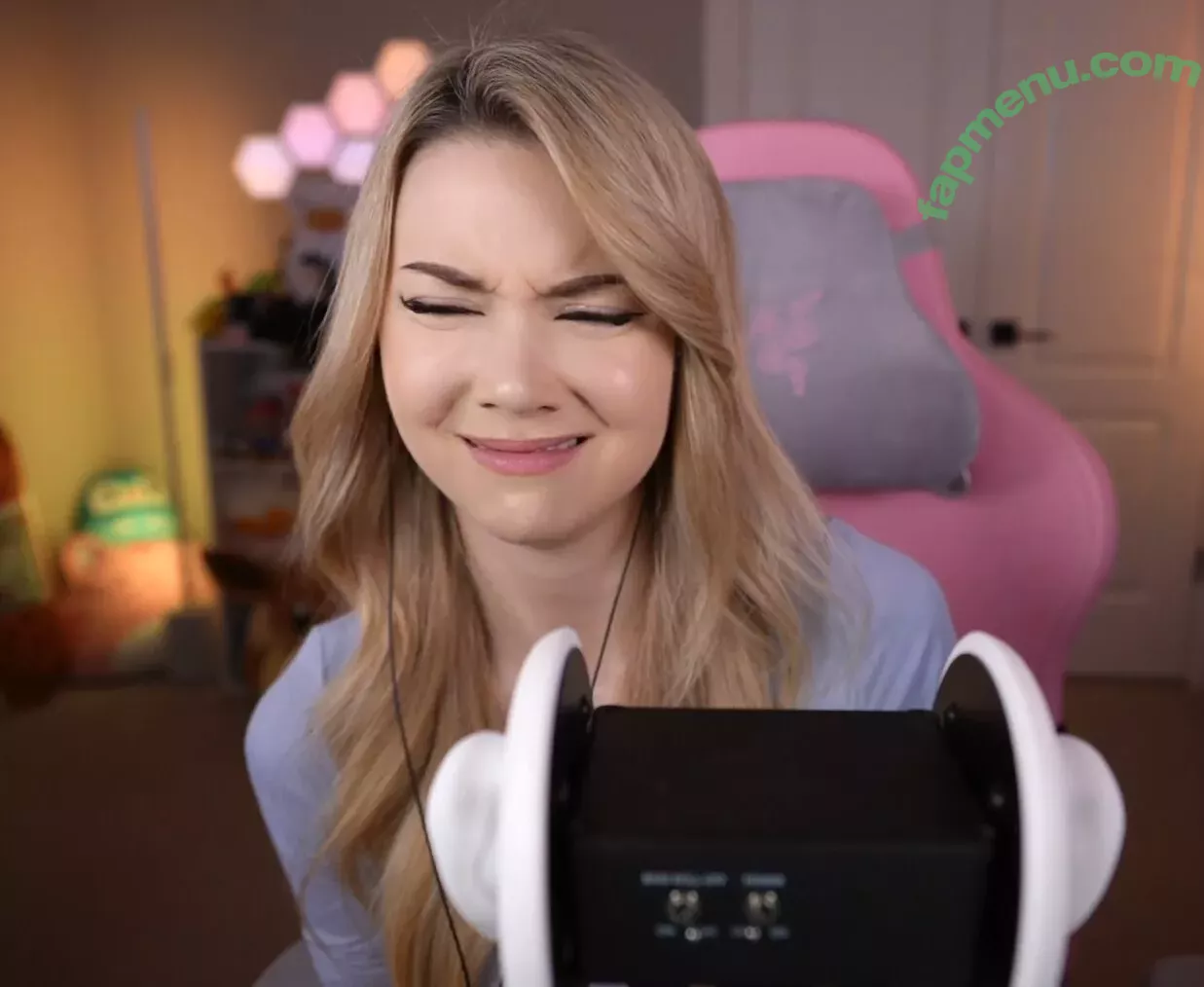 Dizzykitten nude photo #1045 (dizzykitten7 / dizzykittenpaws / thedizzykitten)