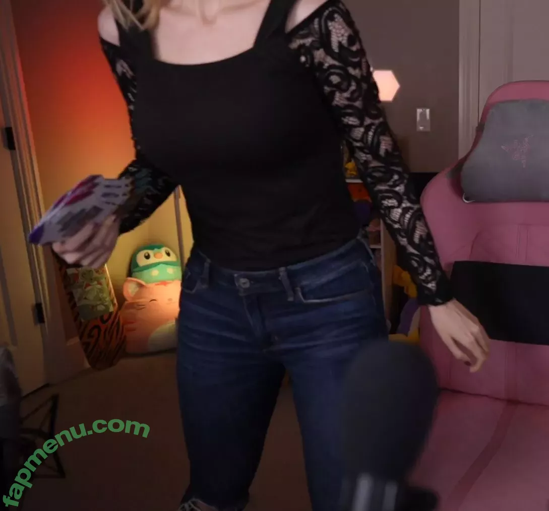 Dizzykitten nude photo #1089 (dizzykitten7 / dizzykittenpaws / thedizzykitten)