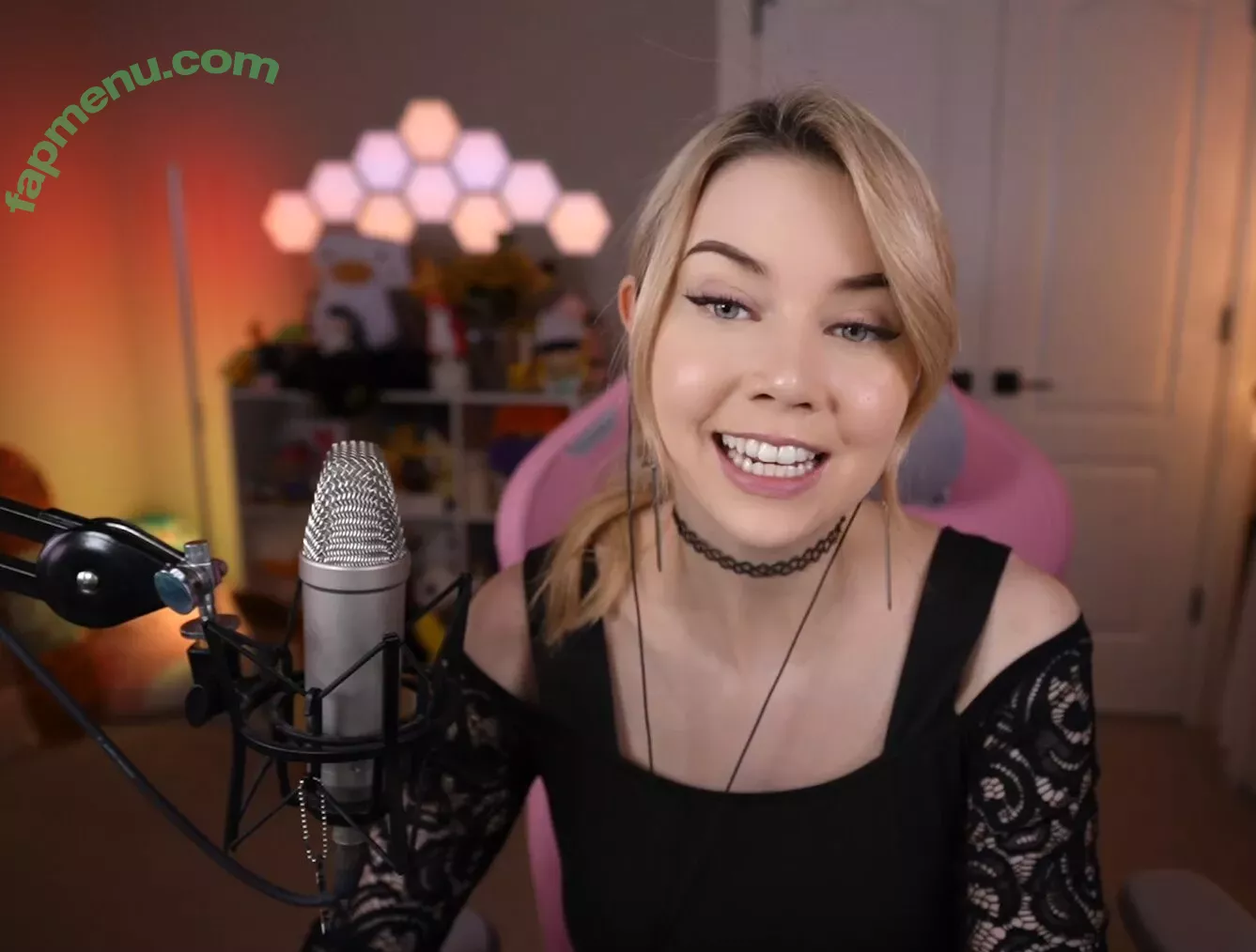 Dizzykitten nude photo #1096 (dizzykitten7 / dizzykittenpaws / thedizzykitten)