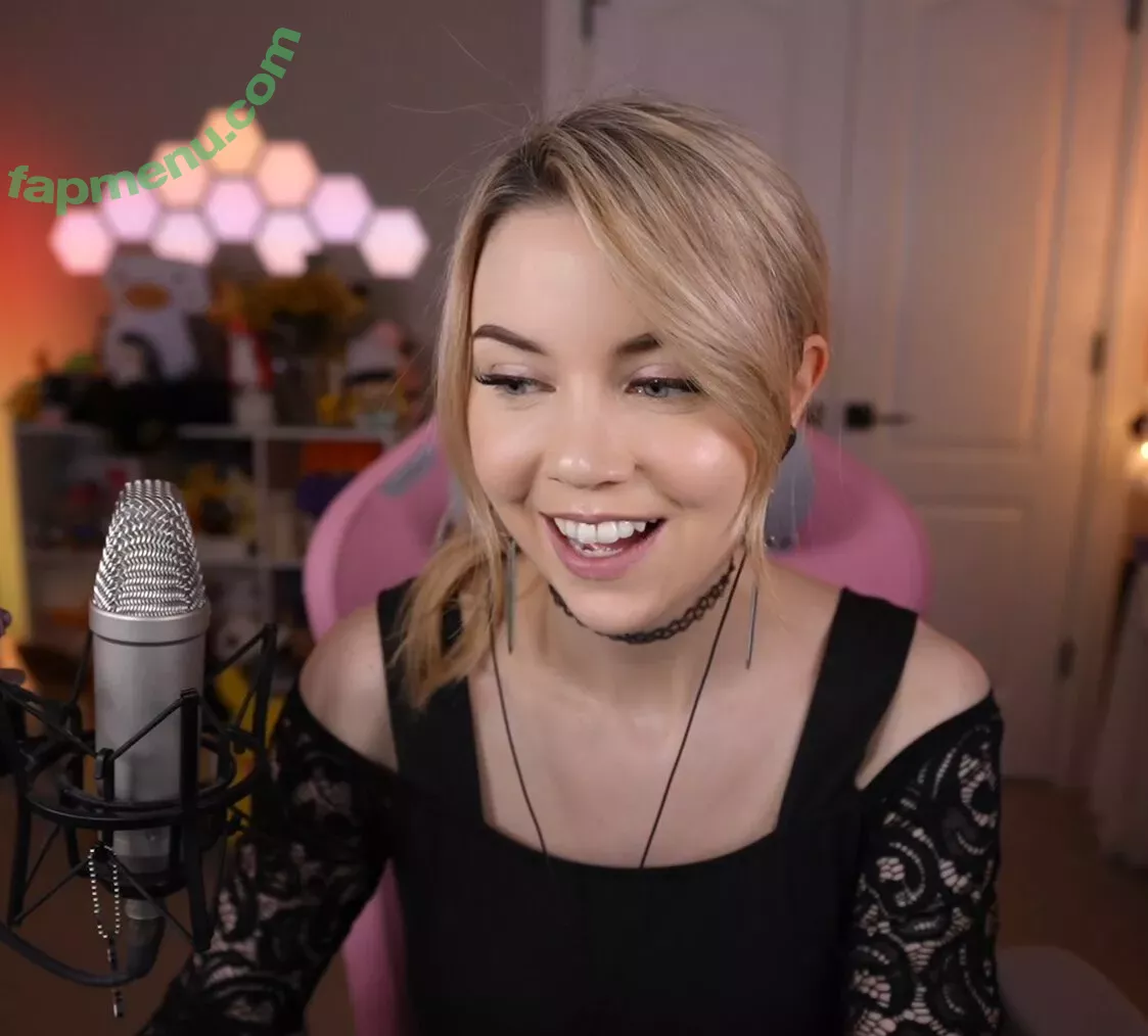 Dizzykitten nude photo #1098 (dizzykitten7 / dizzykittenpaws / thedizzykitten)