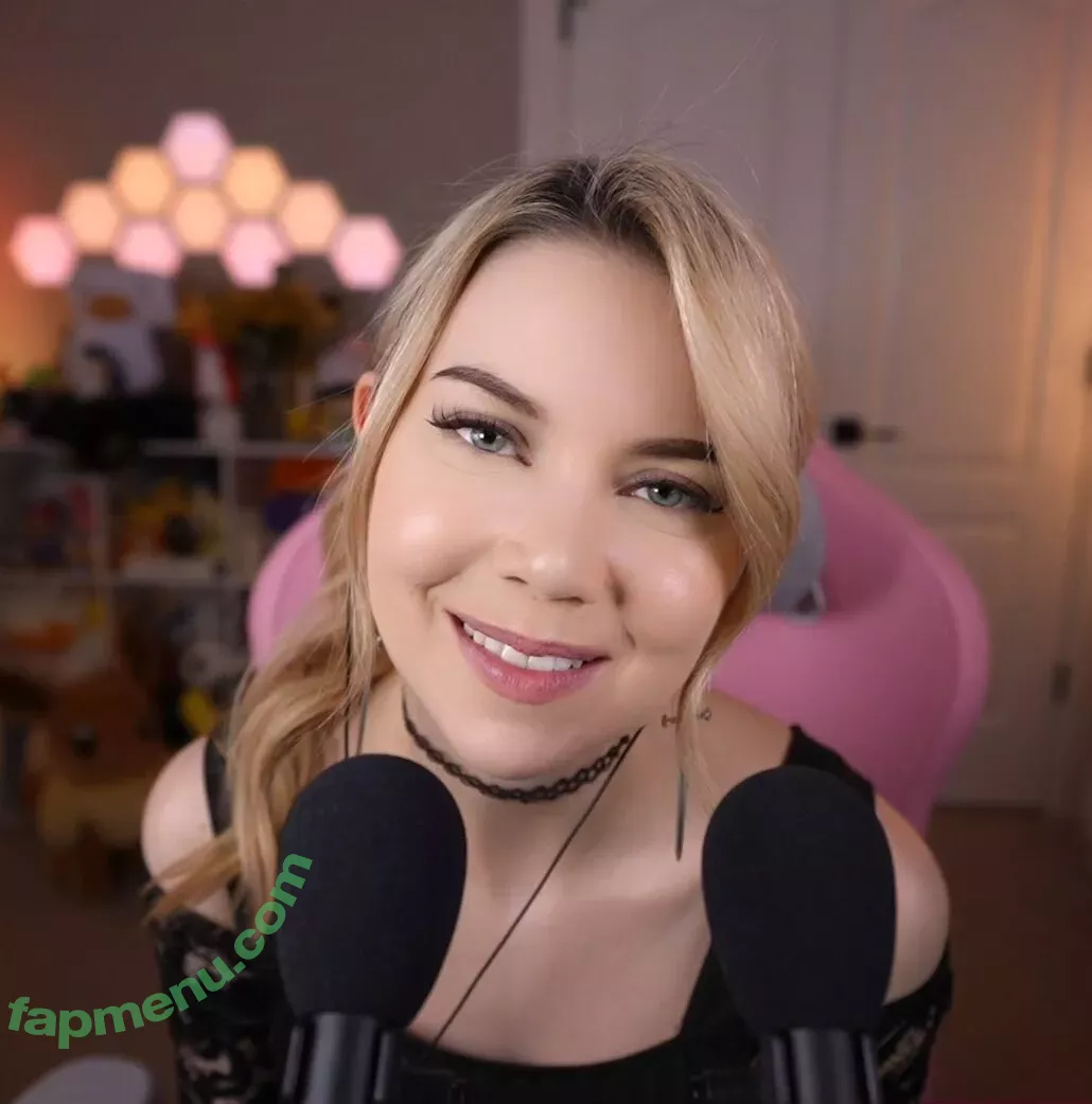 Dizzykitten nude photo #1109 (dizzykitten7 / dizzykittenpaws / thedizzykitten)