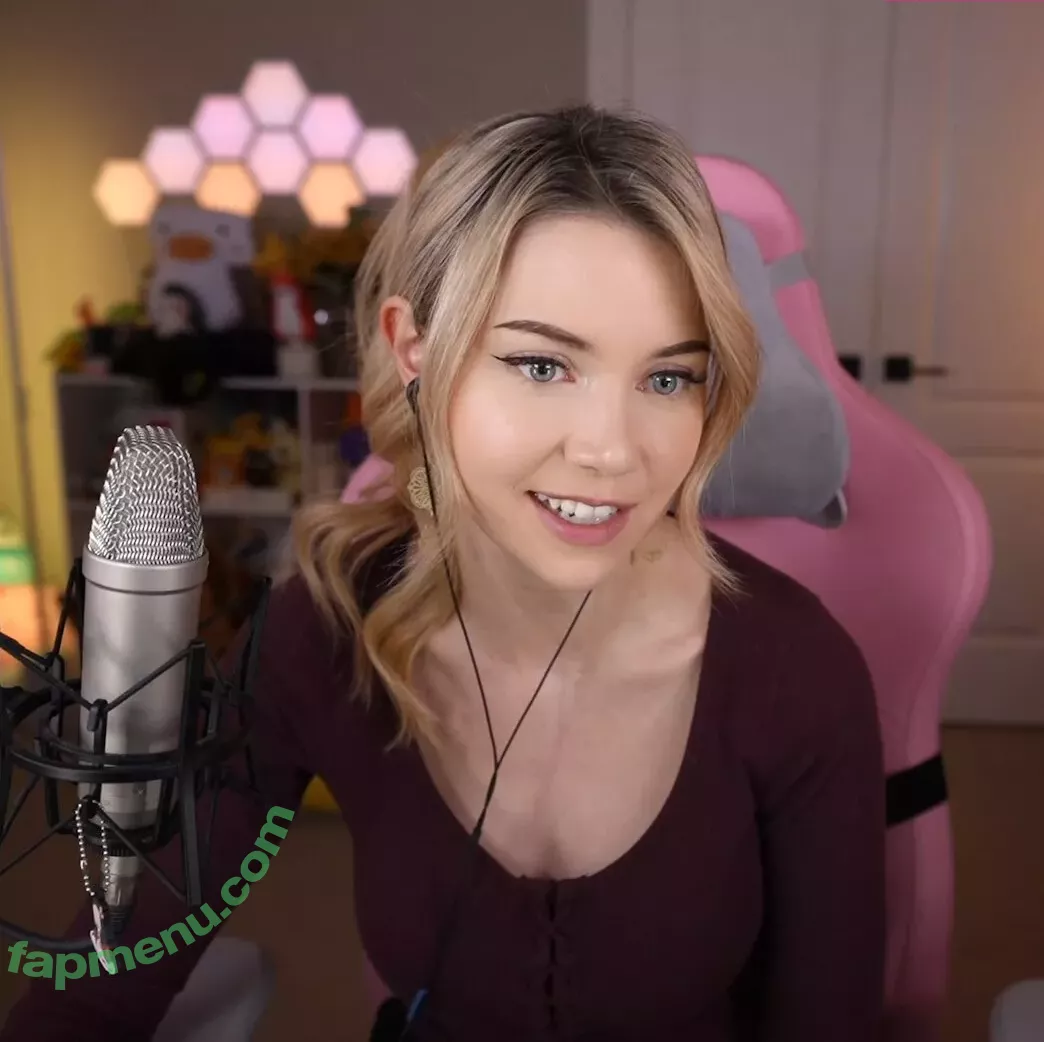 Dizzykitten nude photo #1209 (dizzykitten7 / dizzykittenpaws / thedizzykitten)