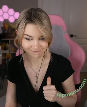 Dizzykitten / dizzykitten7 / dizzykittenpaws / thedizzykitten nude photo #2238