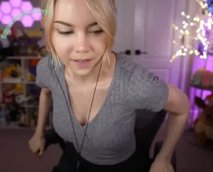 Dizzykitten / dizzykitten7 / dizzykittenpaws / thedizzykitten nude photo #2415