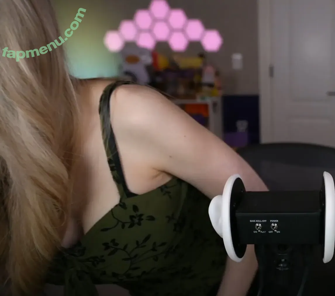 Dizzykitten nude photo #2313 (dizzykitten7 / dizzykittenpaws / thedizzykitten)