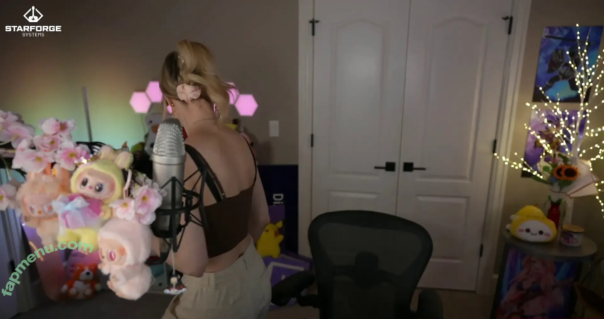 Dizzykitten nude photo #2367 (dizzykitten7 / dizzykittenpaws / thedizzykitten)