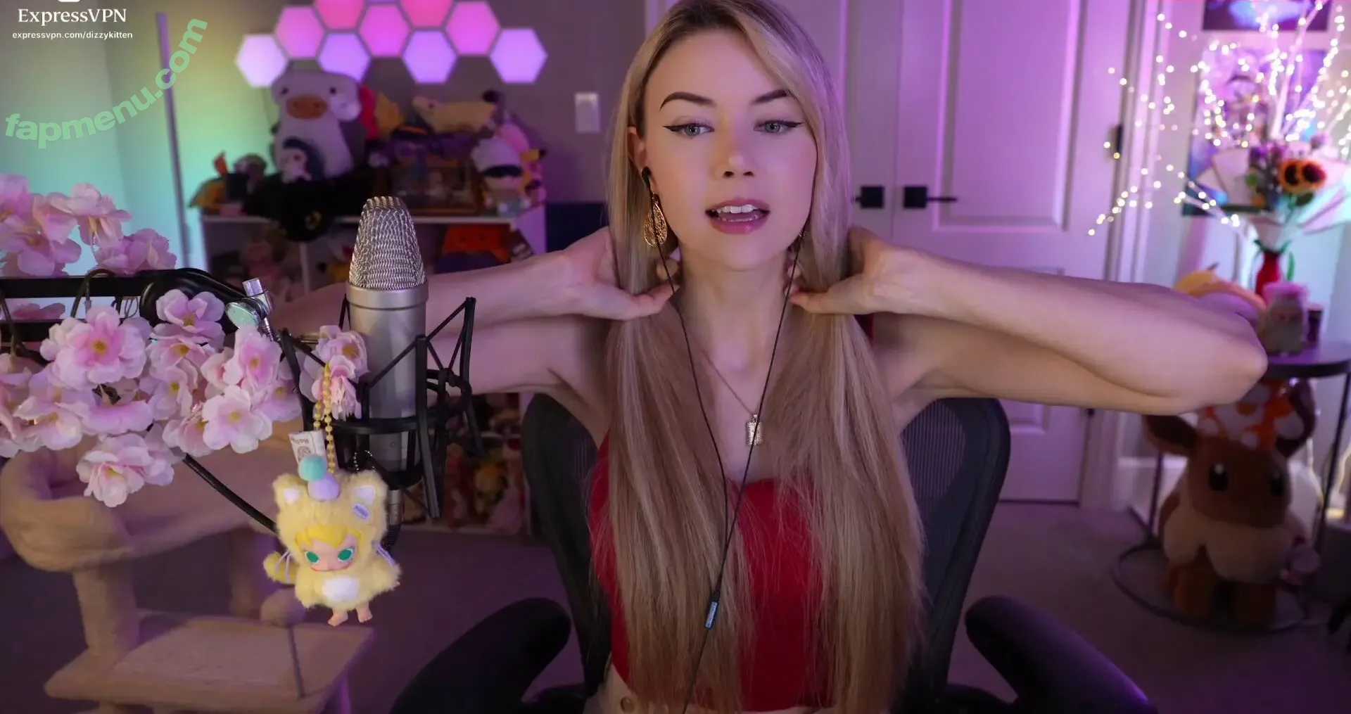 Dizzykitten nude photo #2539 (dizzykitten7 / dizzykittenpaws / thedizzykitten)