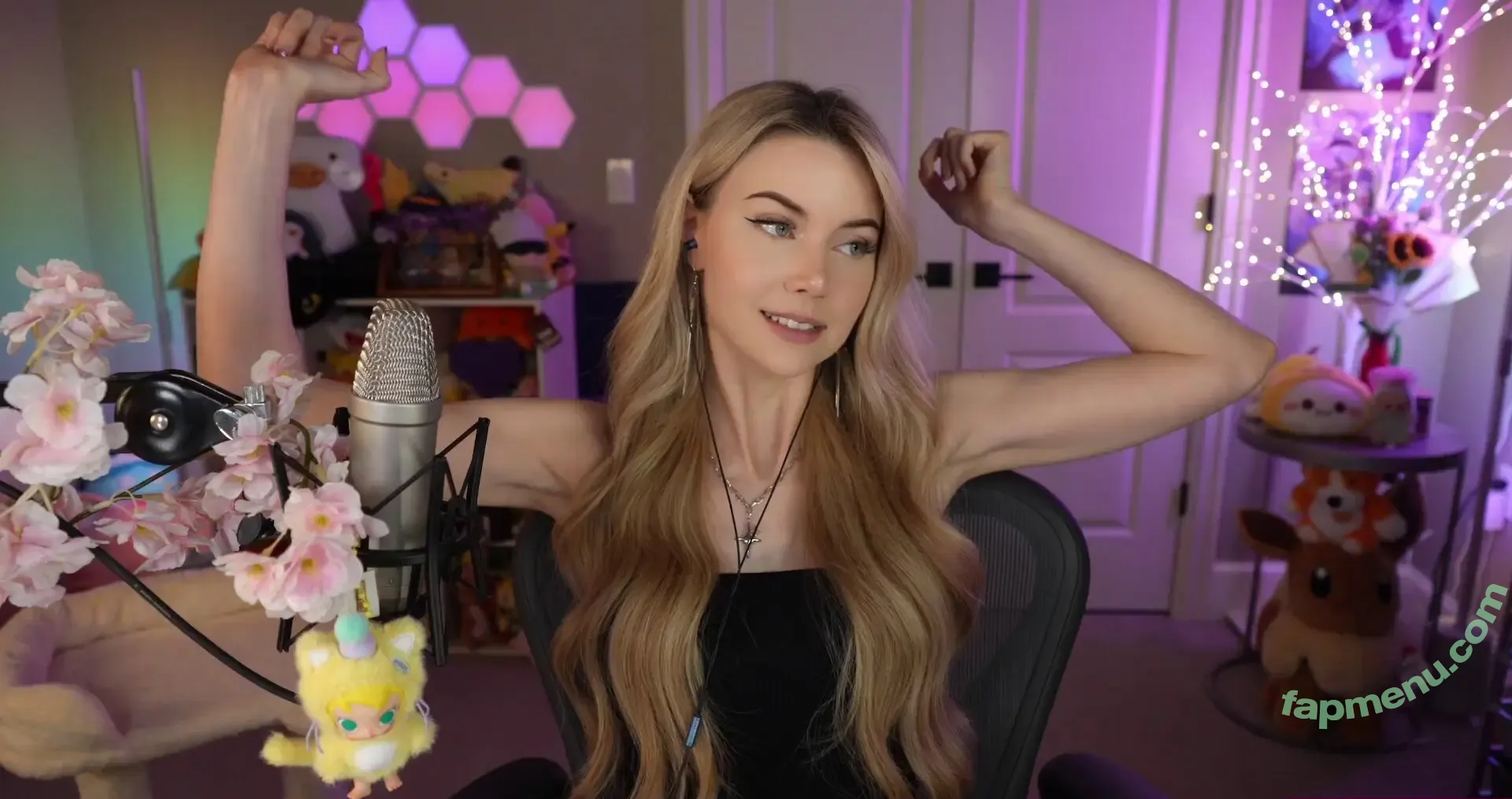 Dizzykitten nude photo #2602 (dizzykitten7 / dizzykittenpaws / thedizzykitten)