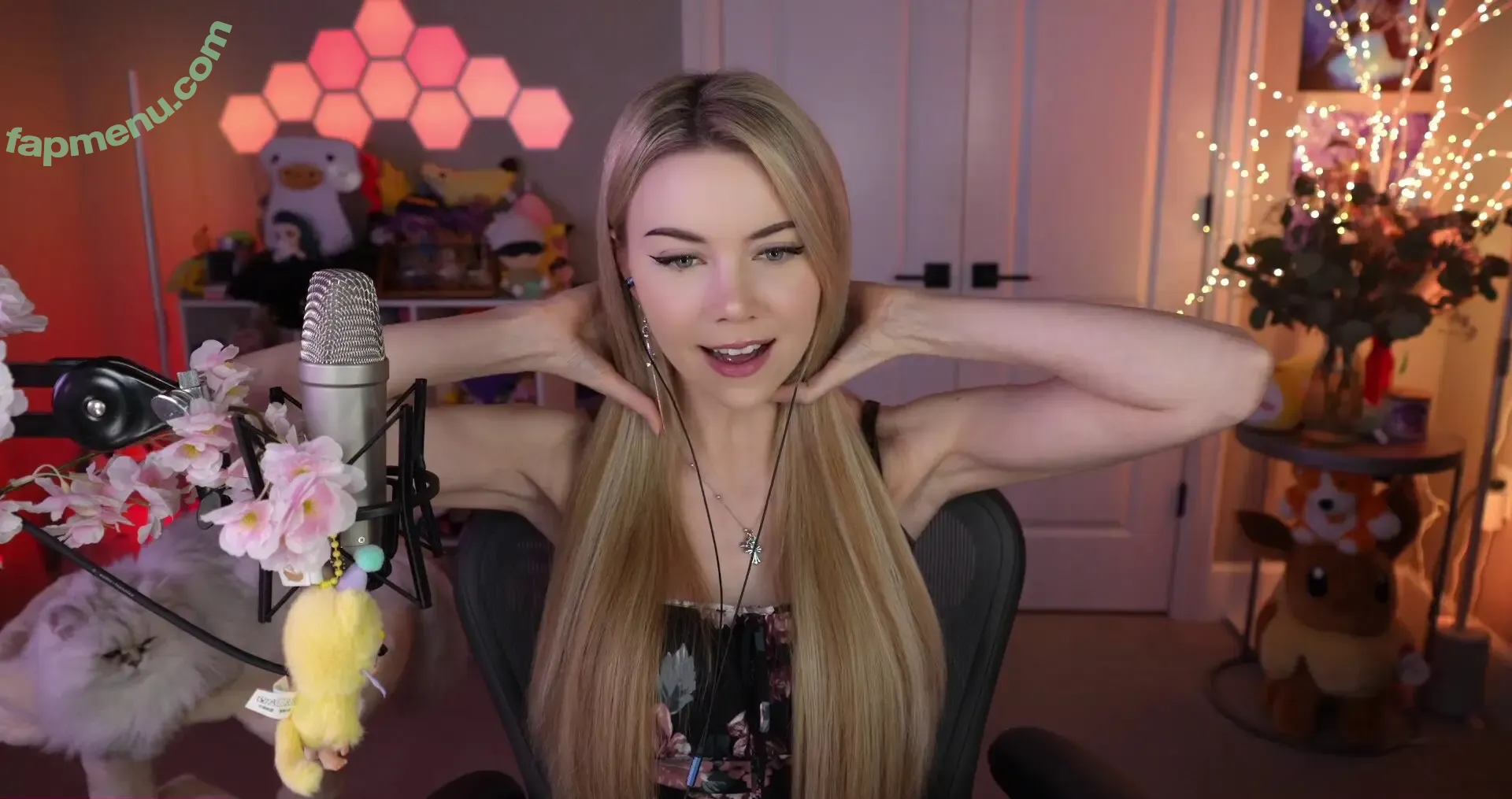 Dizzykitten nude photo #2689 (dizzykitten7 / dizzykittenpaws / thedizzykitten)