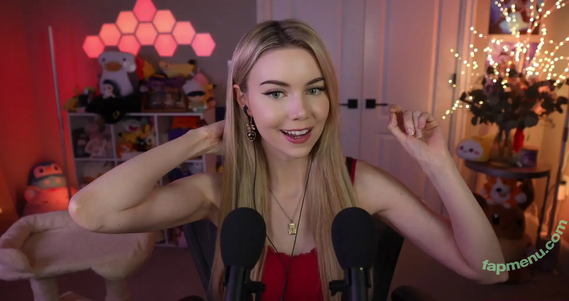 Dizzykitten nude photo #2694 (dizzykitten7 / dizzykittenpaws / thedizzykitten)