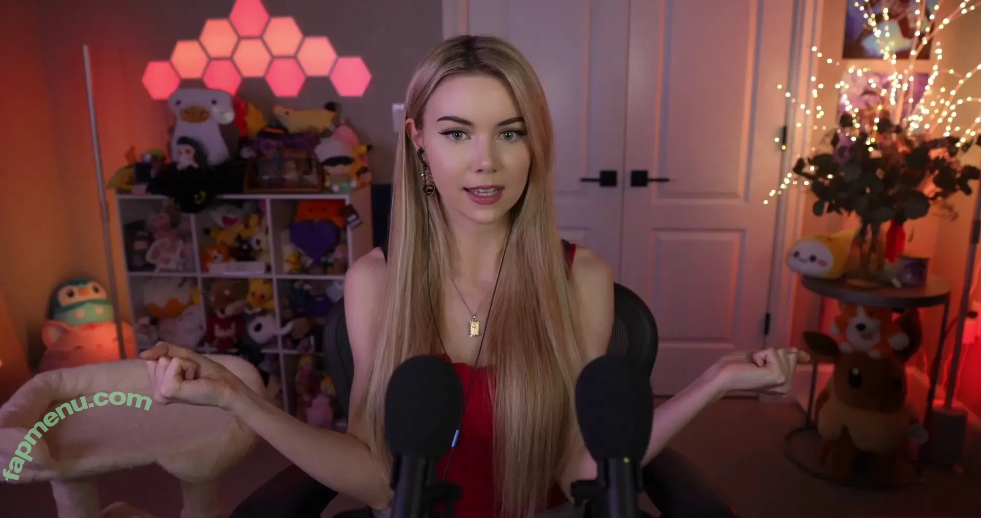 Dizzykitten nude photo #2699 (dizzykitten7 / dizzykittenpaws / thedizzykitten)