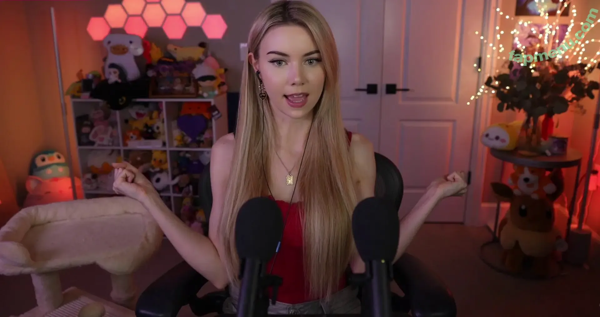 Dizzykitten nude photo #2700 (dizzykitten7 / dizzykittenpaws / thedizzykitten)