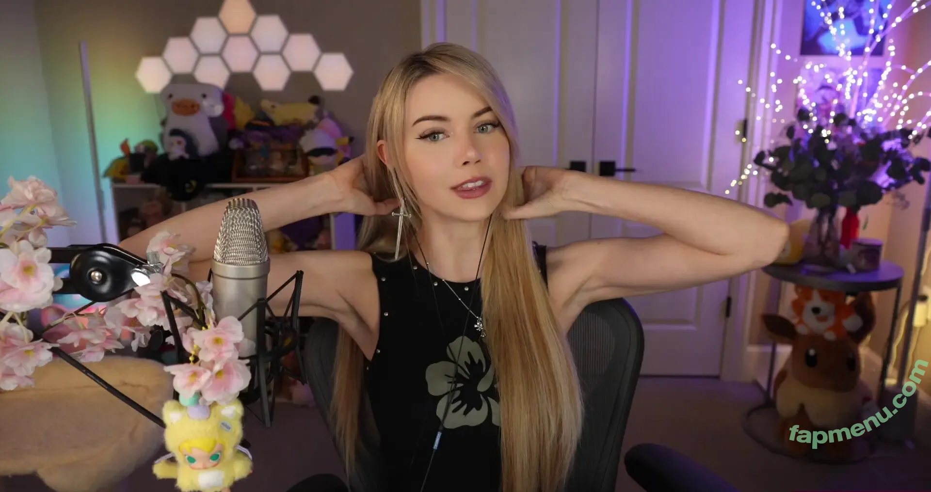 Dizzykitten nude photo #2706 (dizzykitten7 / dizzykittenpaws / thedizzykitten)