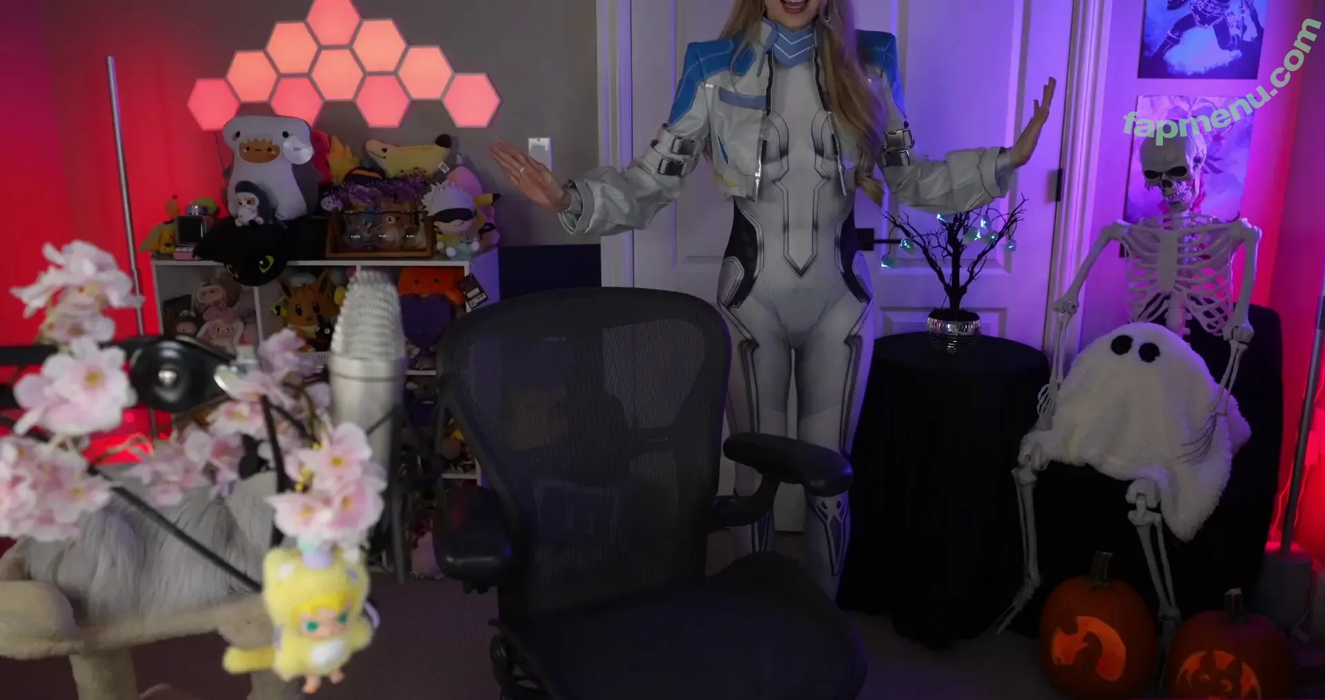 Dizzykitten nude photo #2736 (dizzykitten7 / dizzykittenpaws / thedizzykitten)