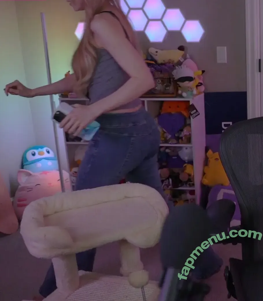 Dizzykitten nude photo #2743 (dizzykitten7 / dizzykittenpaws / thedizzykitten)