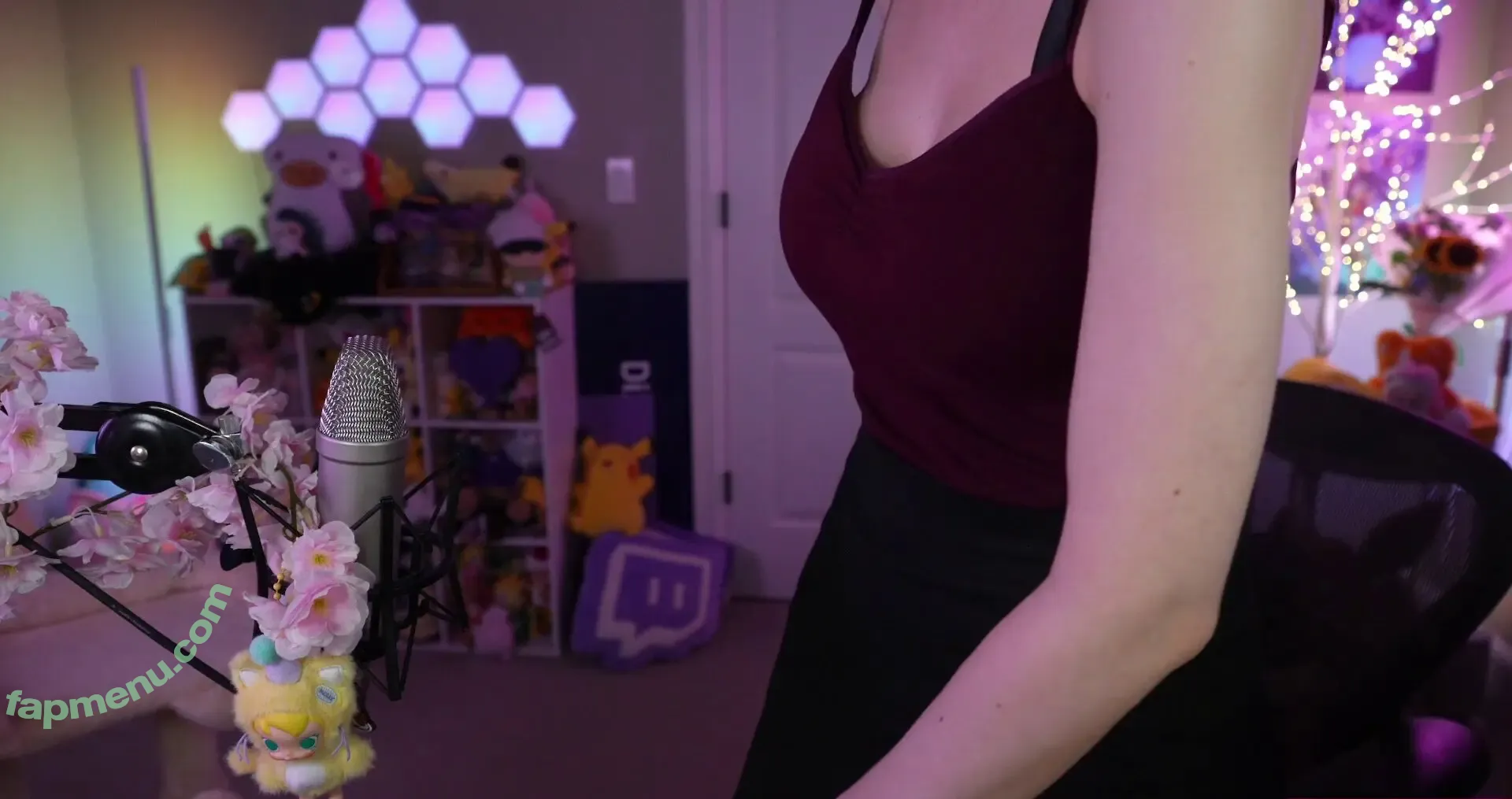 Dizzykitten nude photo #2748 (dizzykitten7 / dizzykittenpaws / thedizzykitten)