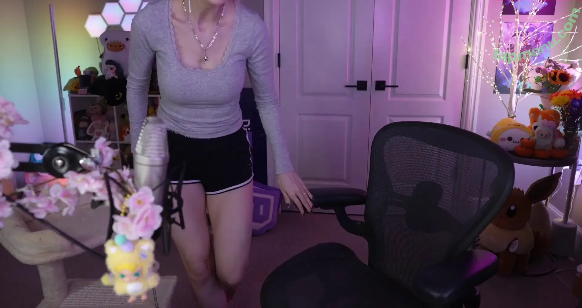 Dizzykitten nude photo #2766 (dizzykitten7 / dizzykittenpaws / thedizzykitten)