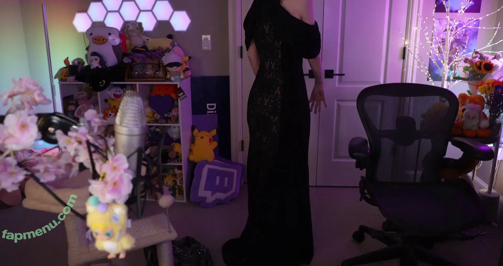 Dizzykitten nude photo #2774 (dizzykitten7 / dizzykittenpaws / thedizzykitten)