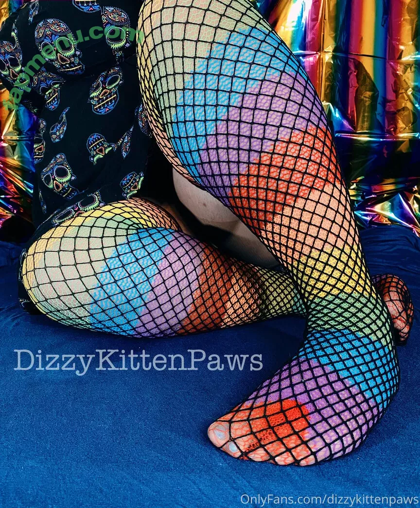 dizzykittenpaws nude photo #0050 (dizzykittenpaws)