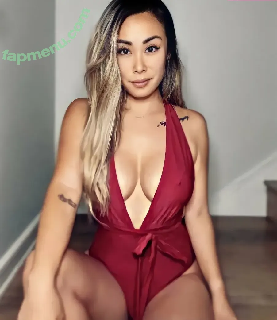 DJ Jeanius nude photo #0002 (mama_jeanius / mama_jeanius_)