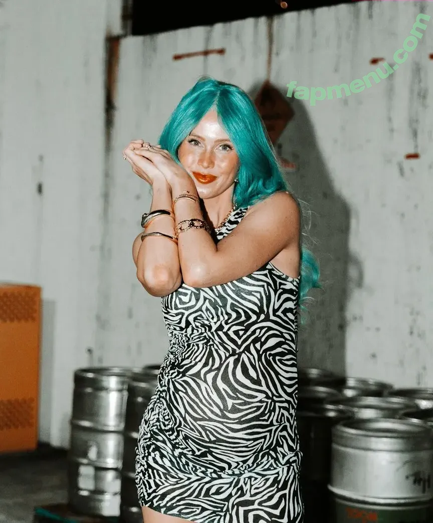 DJ Tigerlily nude photo #0038 (djtigerlily / tigerlily)