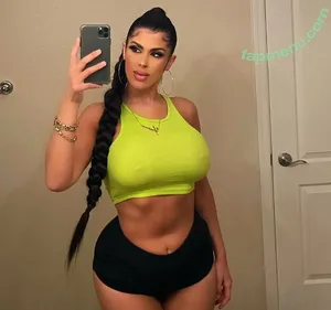 DJ Yasmina / yas.mina / yyaayyaa nude photo #0006