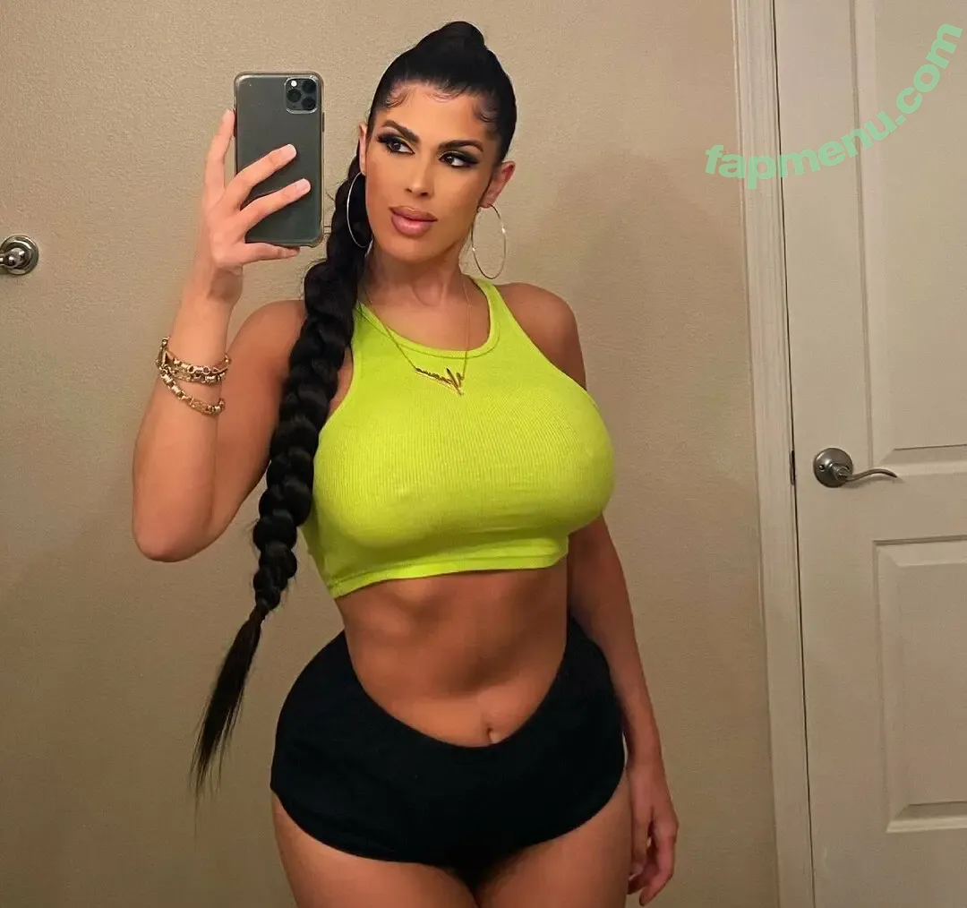 DJ Yasmina nude photo #0006 (yas.mina / yyaayyaa)