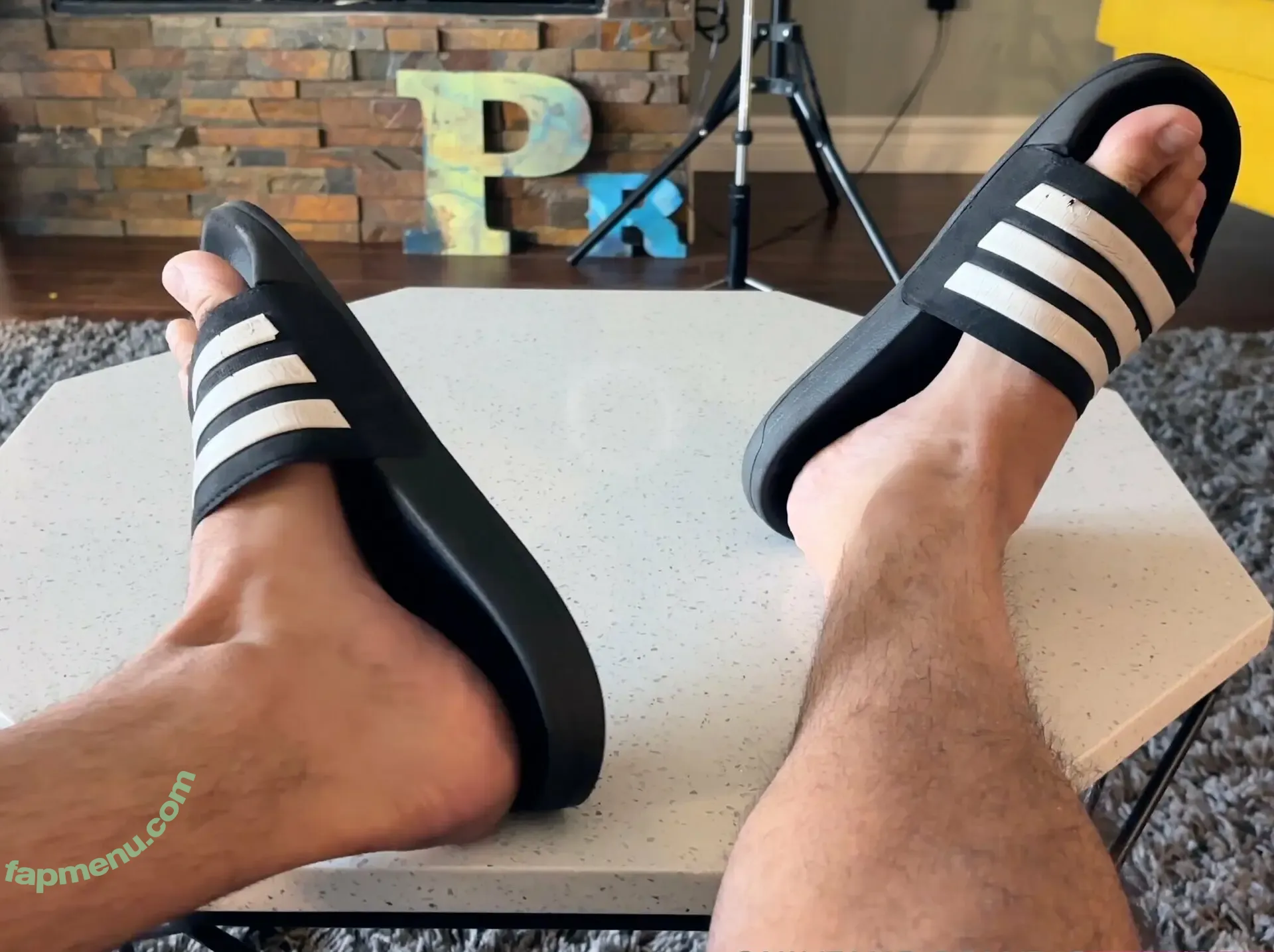 djguyruben nude photo #0006 (djguyruben)