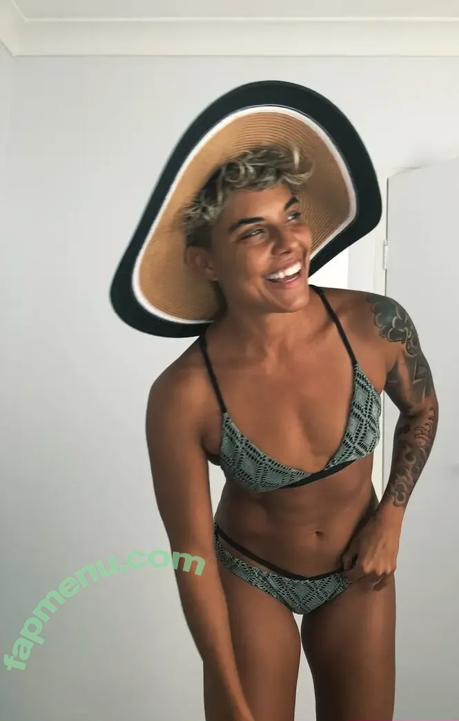 DJHannahRad nude photo #0035 (djhannahb / starley)