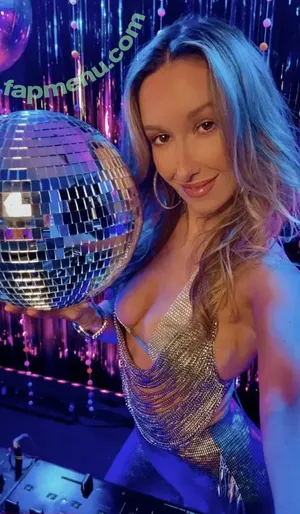 DJMissShelton nude photo #0133