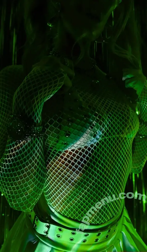 DJMissShelton nude photo #0102 (DJMissShelton)