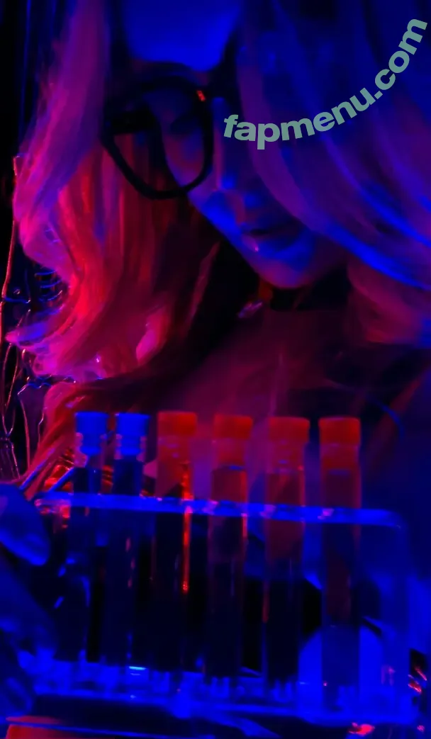 DJMissShelton nude photo #0118 (DJMissShelton)