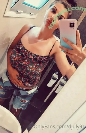 djuly91 / djulyamw nude photo #0001