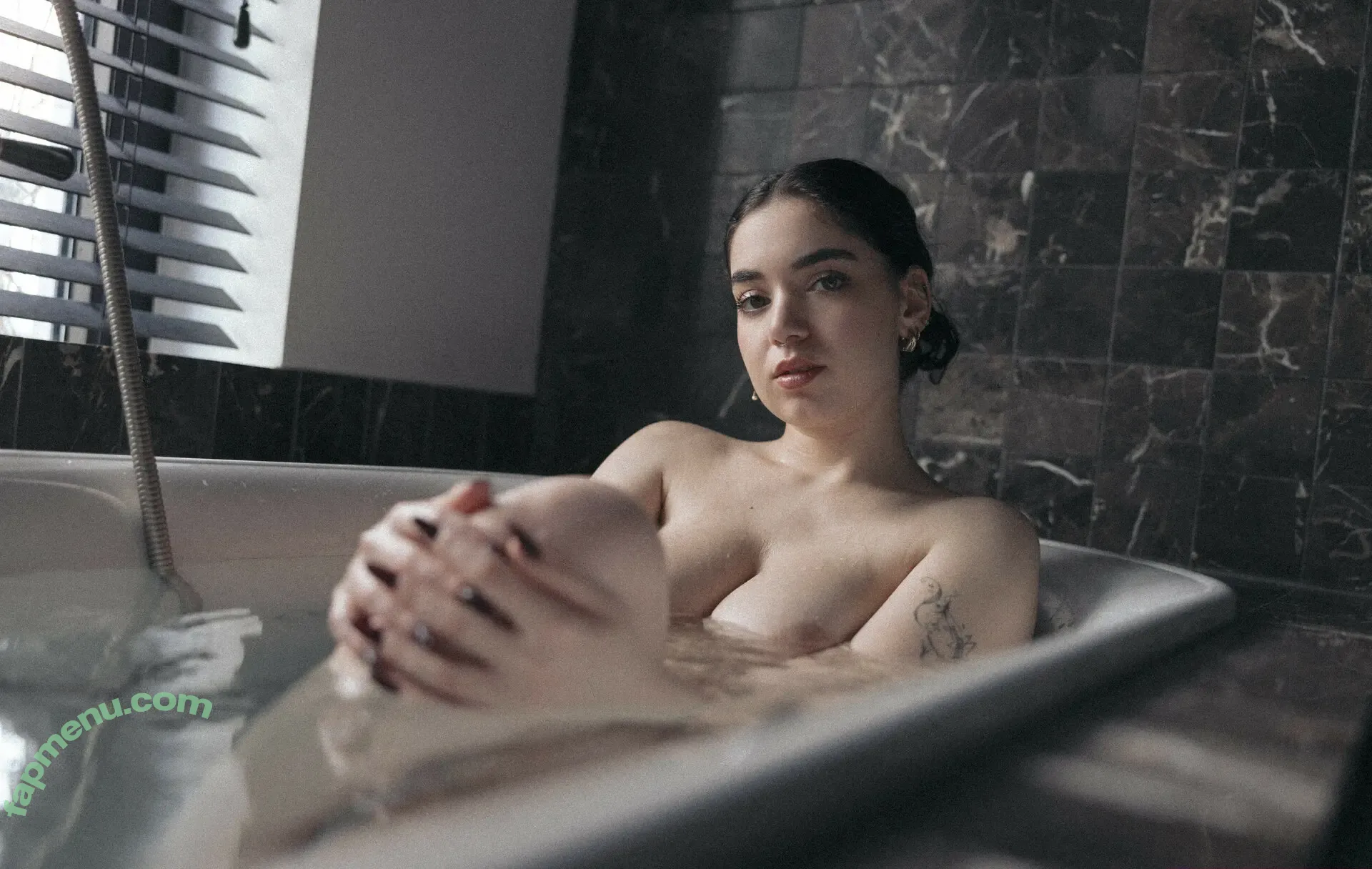 dlc.mara nude photo #0066 (dlcmara / popgloss)