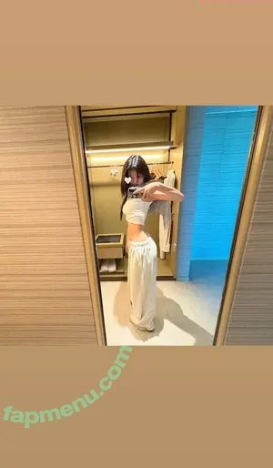  nude photo #0005