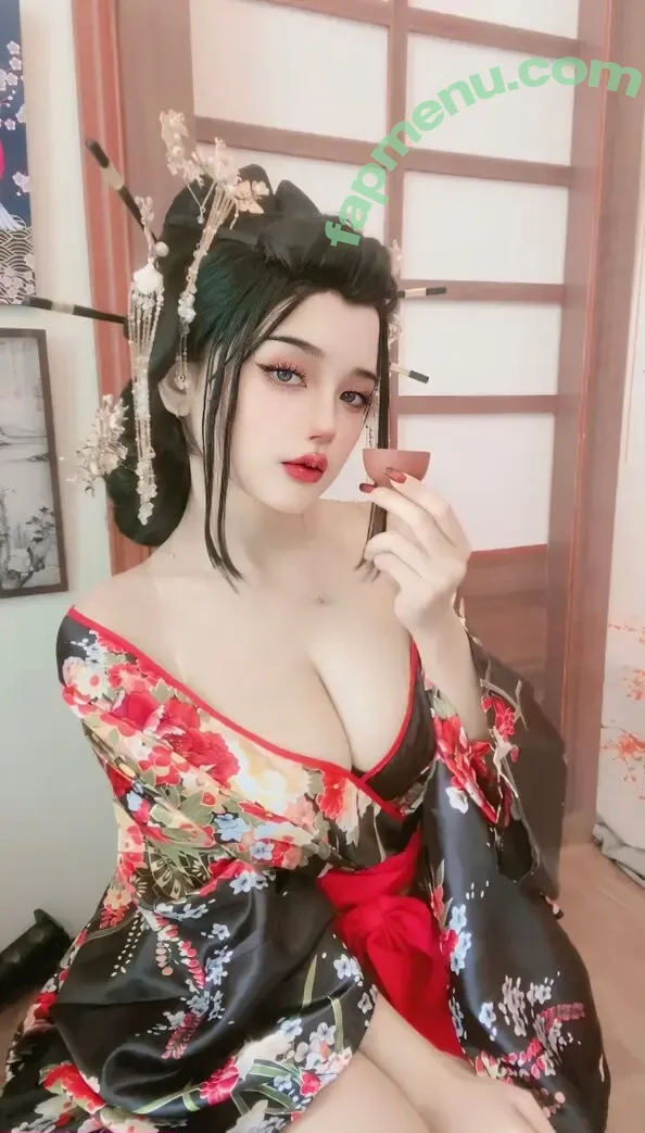dly.chan nude photo #0104 (Dly Chan)