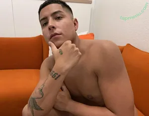  nude photo #0009